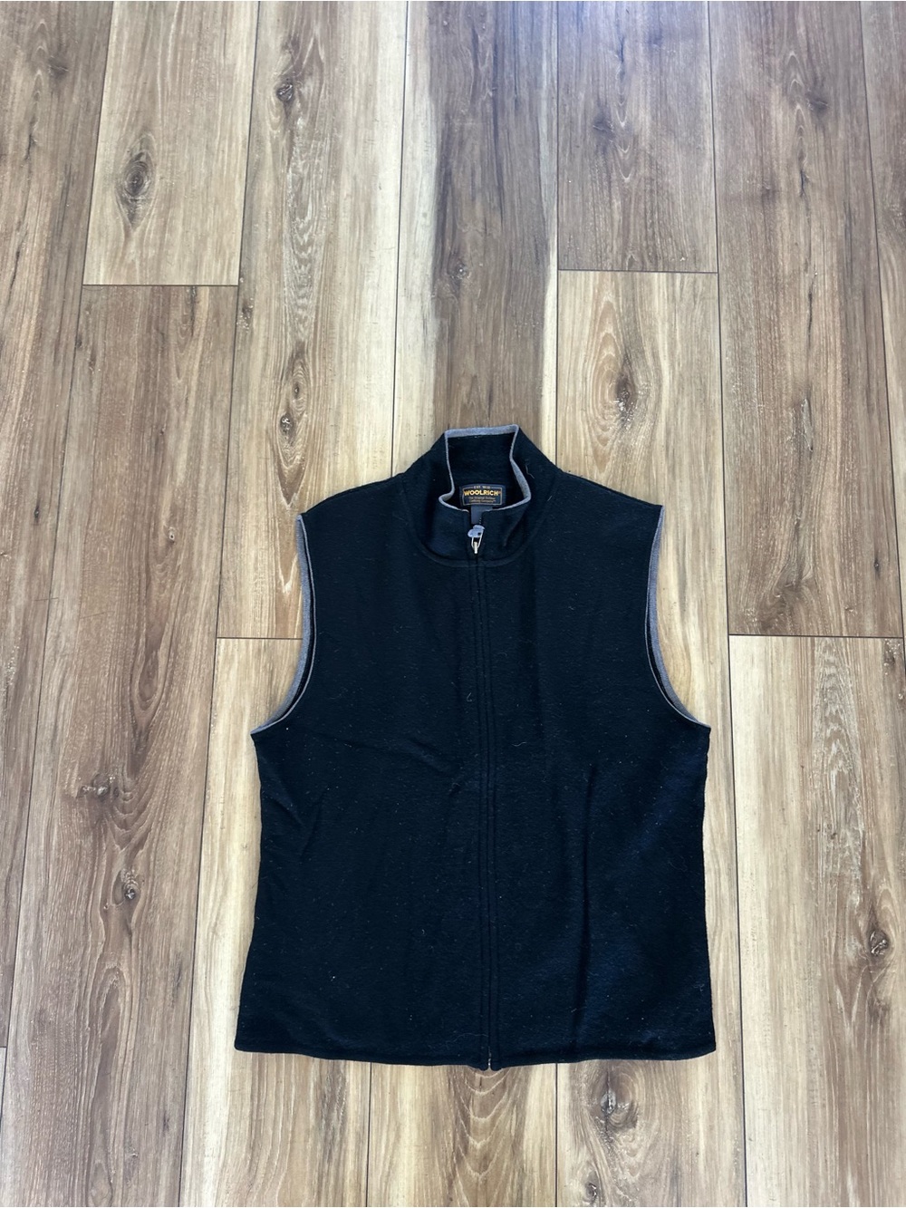 Woolrich womens 100% wool black vest size large